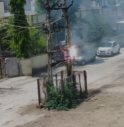 धंधुका: ट्रांसफार्मर में आग से मची अफरा-तफरी