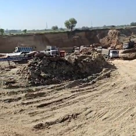 साणंद कलाणा में अवैध खनन पर बवाल