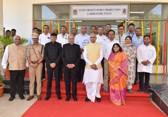 पाटन: राज्यपाल ने देखी सेक्स सिमेन टेक्नोलॉजी