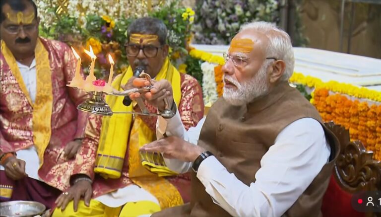 Narendra Modi ने सोमनाथ में किया कुंभाभिषेक, 75 वर्ष पूर्ण होने पर भव्य ‘सोमनाथ अमृत पर्व-2026’ का आयोजन