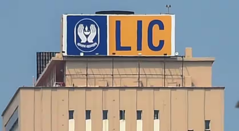 LIC ने लॉन्च कीं दो नई गारंटीड रिटर्न योजनाएं, बाजार जोखिम से मिलेगी राहत