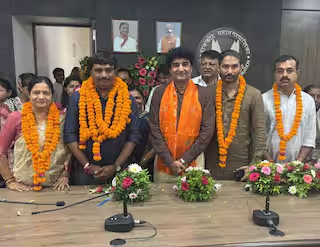 राजकोट के 23वें मेयर बने डॉ. नेहल शुक्ल, भाजपा की नई टीम घोषित
